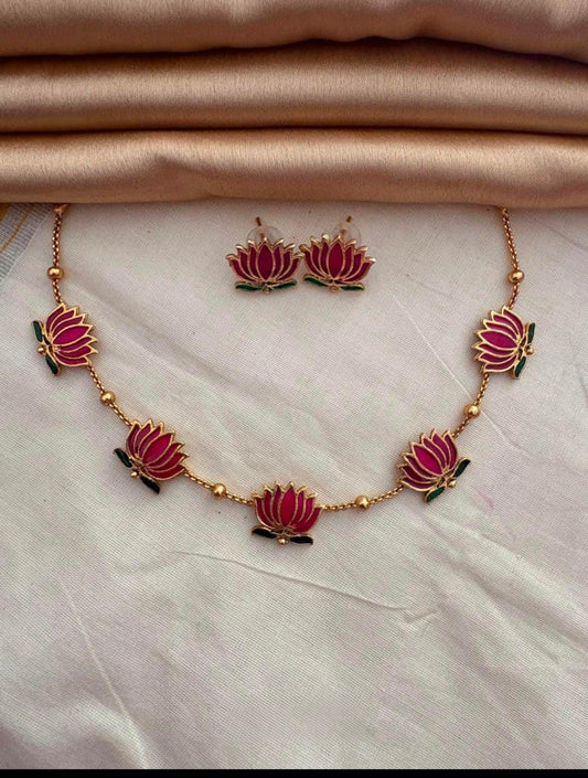 Lotus Necklace